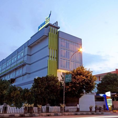 Отель Primebiz Tegal Экстерьер фото